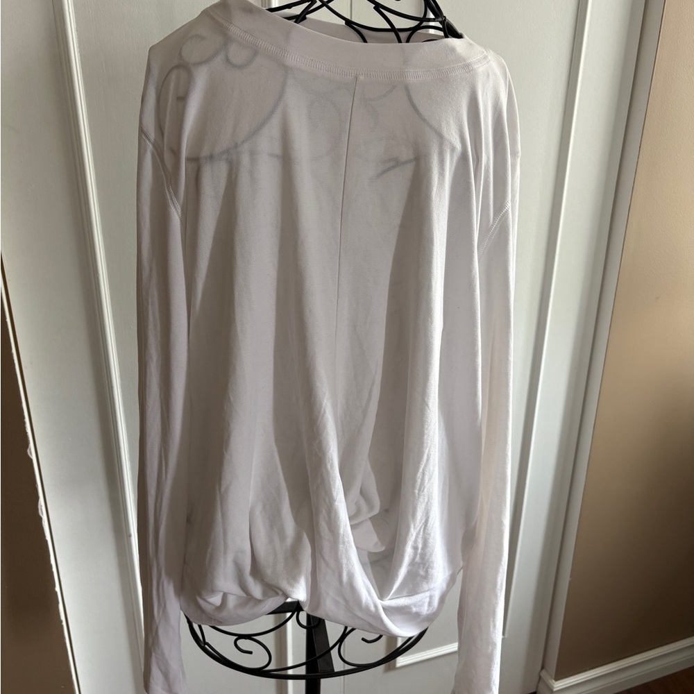 Old Navy Active White Long Sleeve Shirt